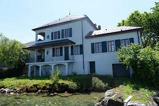 Отдельный дом в Эвиан-ле-Бен (Женевское озеро / Франция)