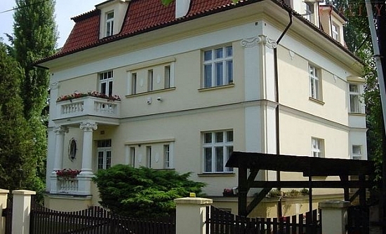Отдельный дом в Праге (Среднечешский край / Чехия)