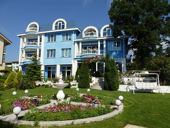 Отдельный дом в Варне (Северное побережье / Болгария)