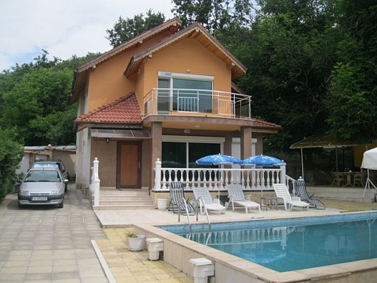 Отдельный дом в Младежко (Южное побережье / Болгария)