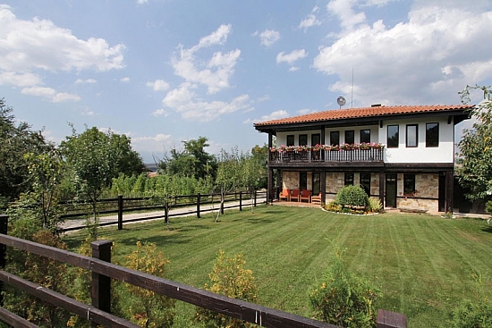 Отдельный дом в Добриниште (В горах / Болгария)