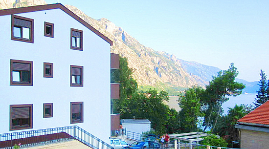 Квартира в Ораховац (Бока-Которская бухта / Черногория)