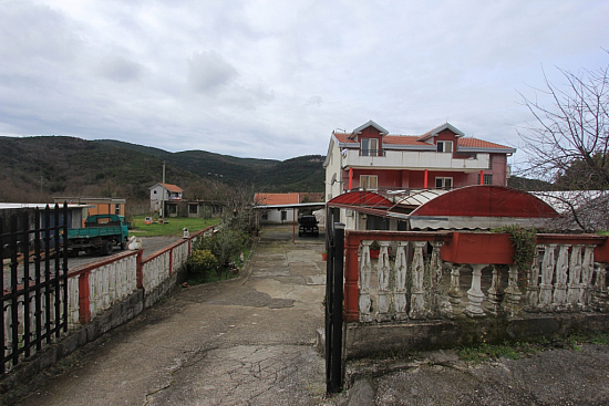 Отдельный дом в Радановичи (Бока-Которская бухта / Черногория)