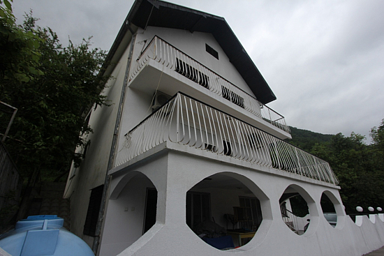 Отдельный дом в Доньи Столив (Бока-Которская бухта / Черногория)