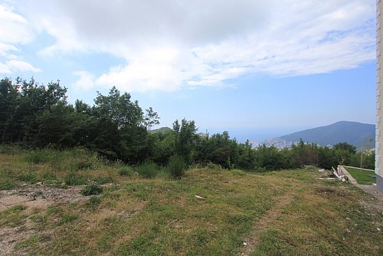 Земельный участок в Лапчичи (Будванская Ривьера / Черногория)