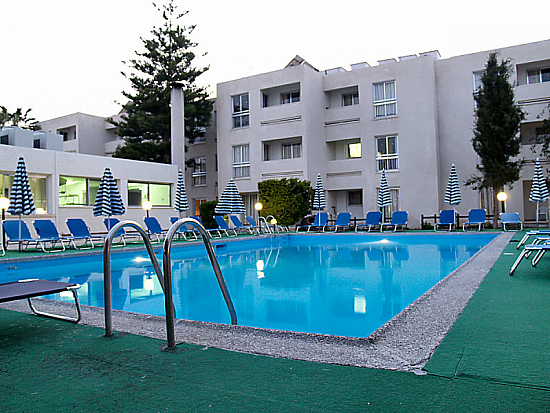 Отель в Пафосе (Пафос / Кипр)