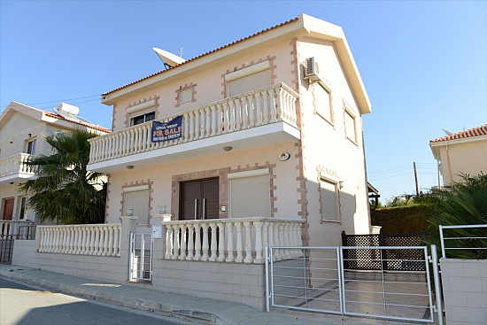 Отдельный дом в Лимассоле (Лимассол / Кипр)