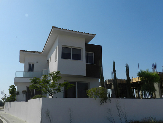 Отдельный дом в Ларнаке (Ларнака / Кипр)