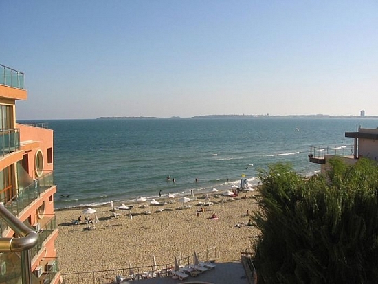 Сани Бей (Sunny Bay)