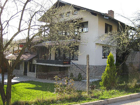Отдельный дом в Рибарица (Город / Болгария)