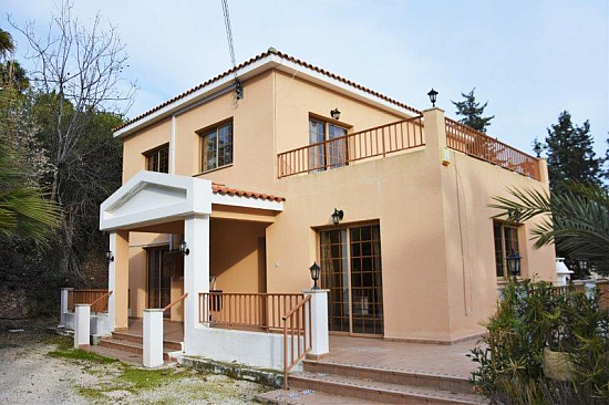 Вилла в Пафосе (Пафос / Кипр)